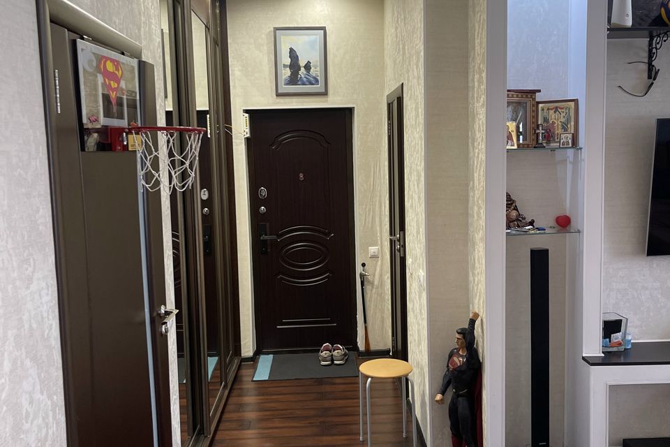 Продаётся 2-комнатная квартира, 65.7 м²