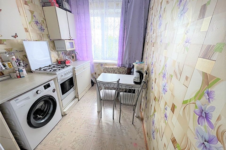 Продаётся 3-комнатная квартира, 60 м²