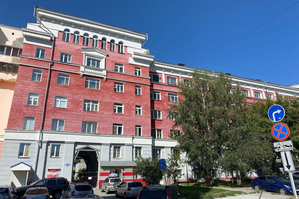 Сдаётся 2-комнатная квартира, 49.8 м²