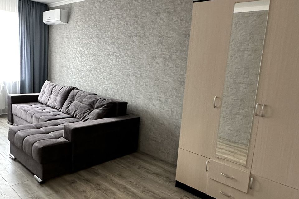 Сдаётся 1-комнатная квартира, 40 м²