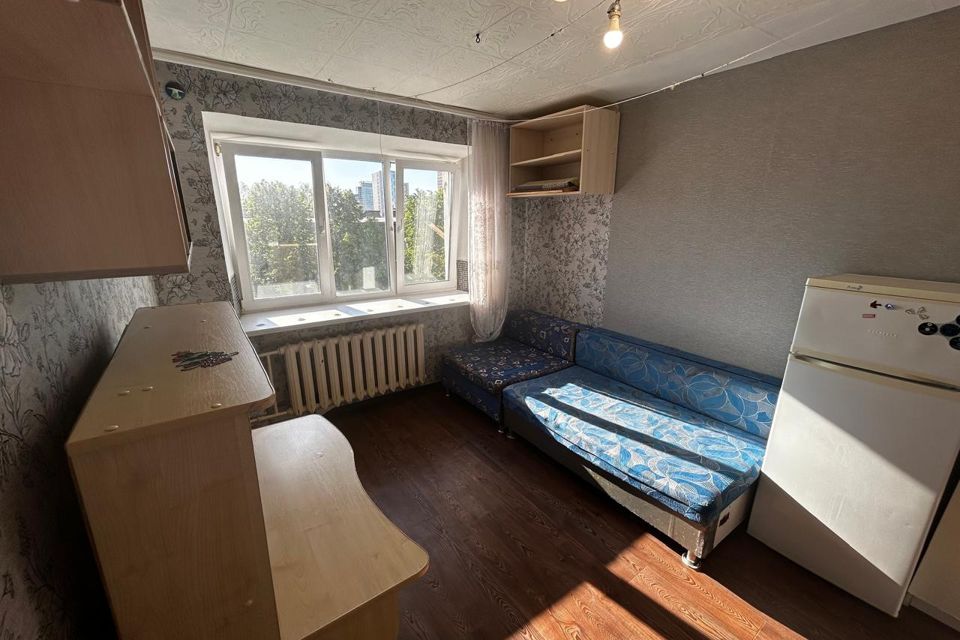 Продаётся комната в 1-комн. квартире, 13.5 м²
