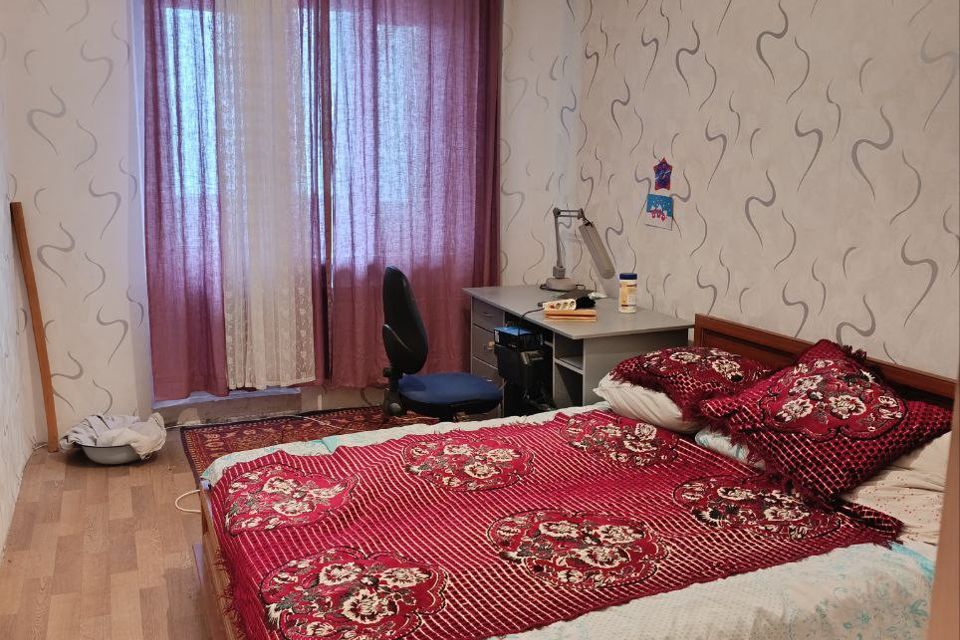 Продаётся 4-комнатная квартира, 81 м²
