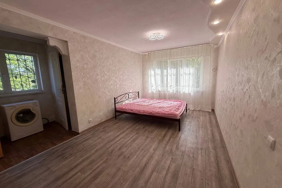 Продаётся 3-комнатная квартира, 70 м²