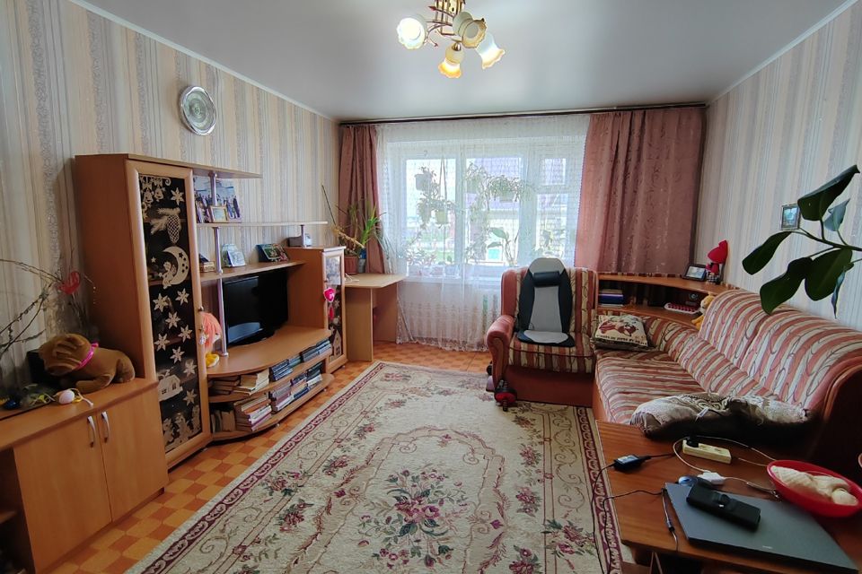 Продаётся 4-комнатная квартира, 78.2 м²