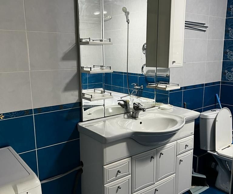 Сдаётся 2-комнатная квартира, 54 м²