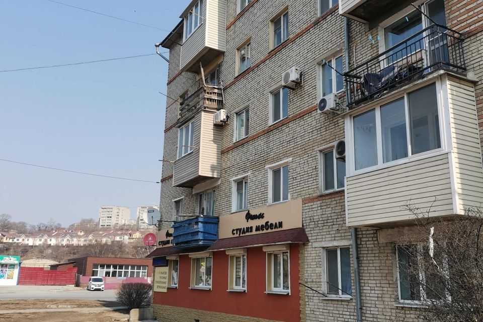 Продаётся 4-комнатная квартира, 63.1 м²