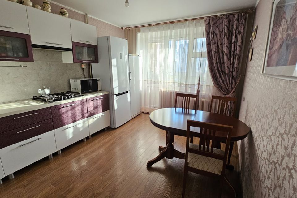 Продаётся 2-комнатная квартира, 58.2 м²