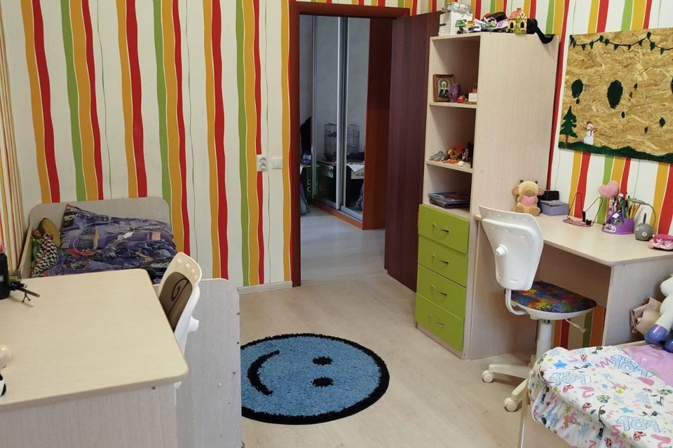 Продаётся 3-комнатная квартира, 59.2 м²