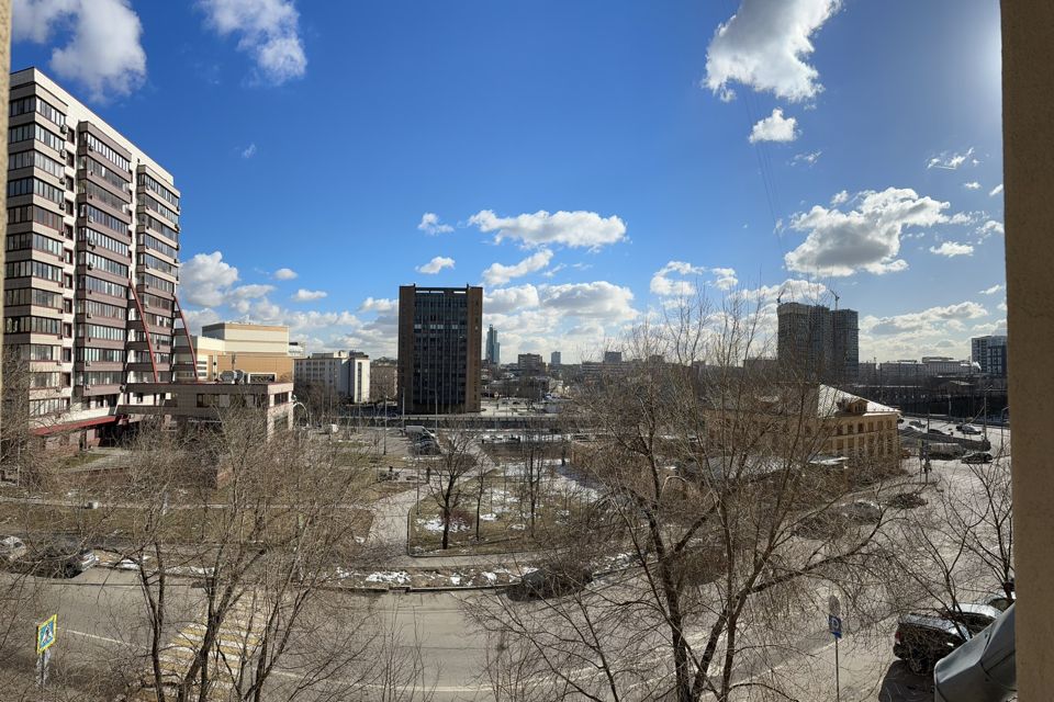 Продаётся 2-комнатная квартира, 58 м²