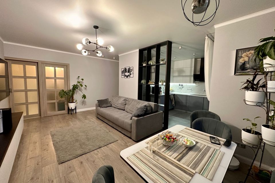 Продаётся 3-комнатная квартира, 75.9 м²