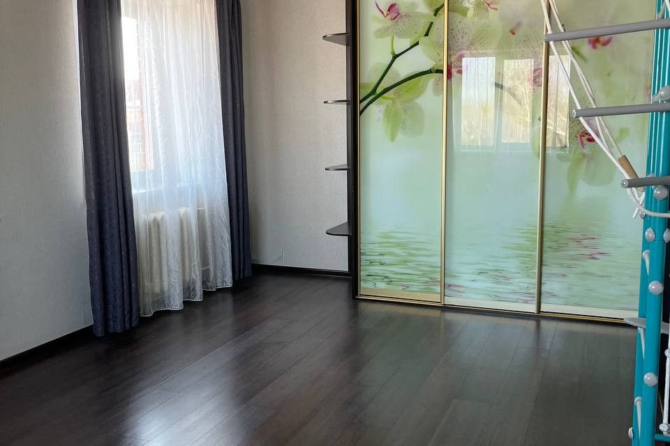 Продаётся 2-комнатная квартира, 53.5 м²