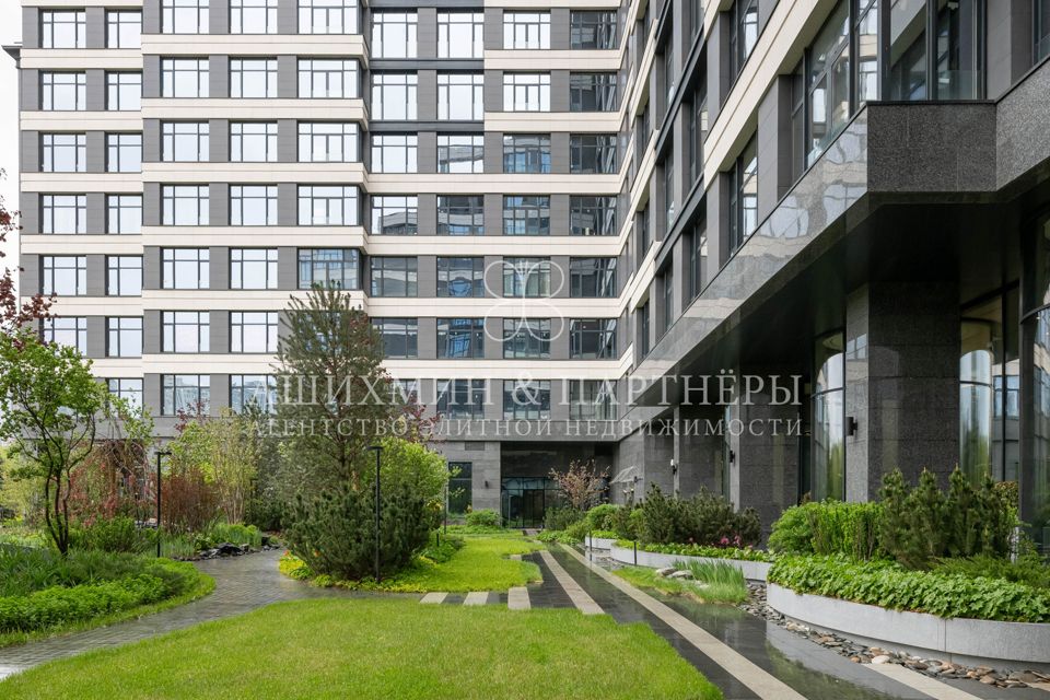 Продаётся 3-комнатная квартира, 126.4 м²