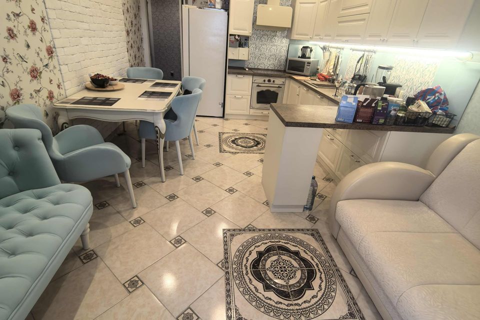 Продаётся 2-комнатная квартира, 65.5 м²