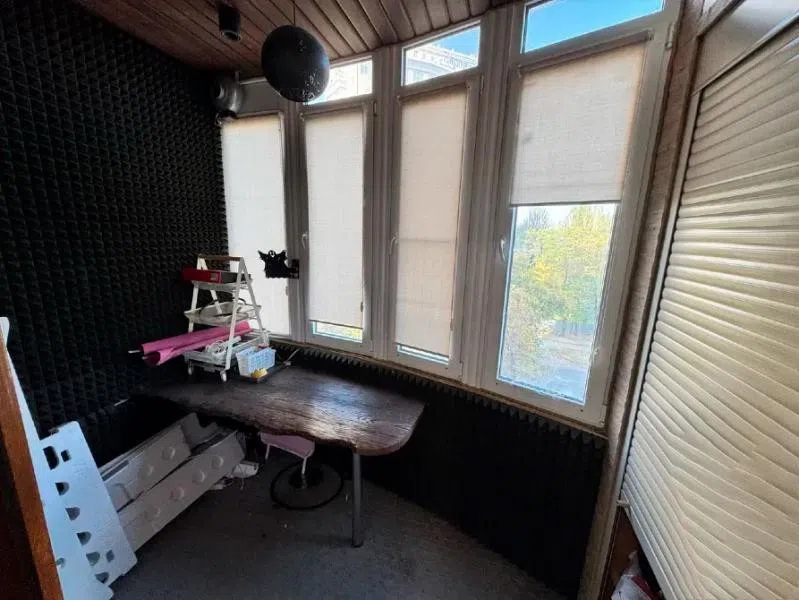 Продаётся 3-комнатная квартира, 136 м²