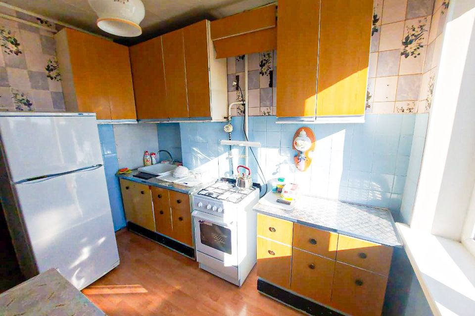 Продаётся 3-комнатная квартира, 60.6 м²