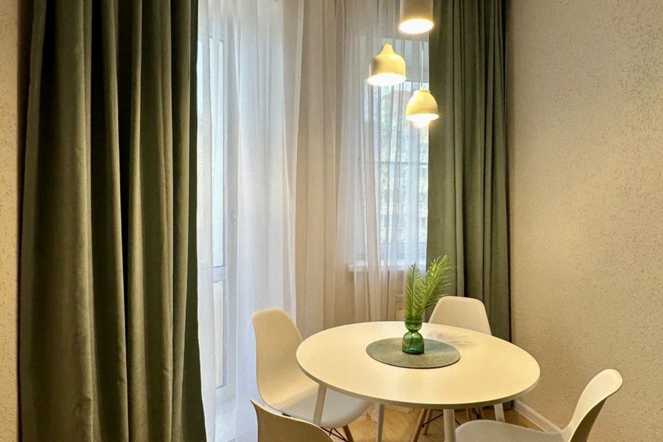 Продаётся 1-комнатная квартира, 52 м²