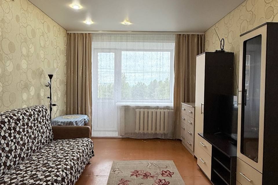 Продаётся 3-комнатная квартира, 51.6 м²