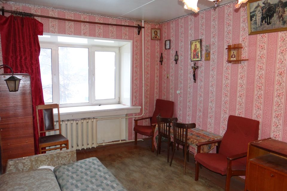 Продаётся 3-комнатная квартира, 61.8 м²