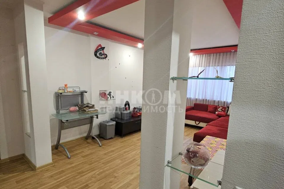 Продаётся 3-комнатная квартира, 74 м²