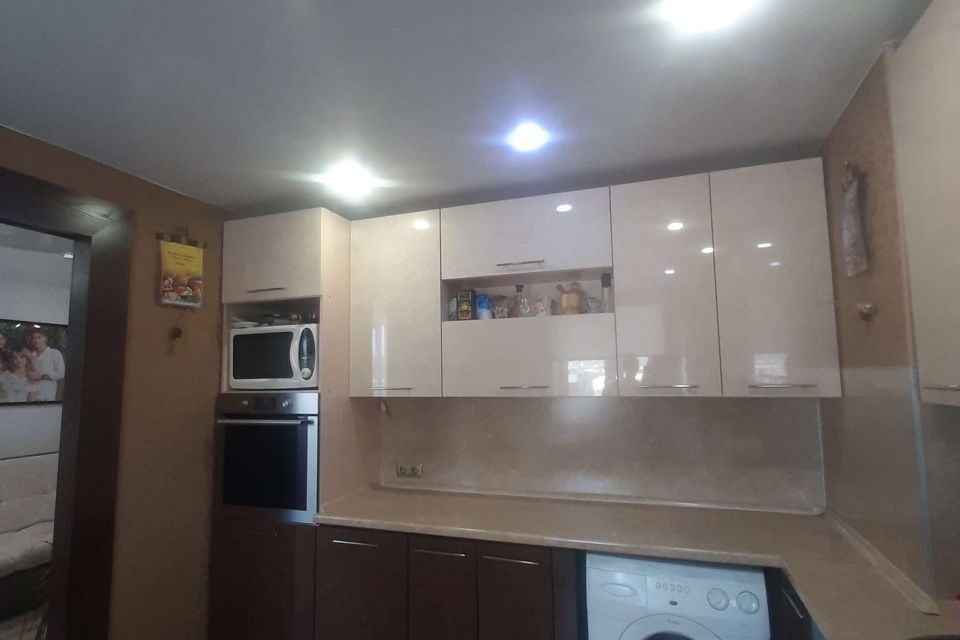 Продаётся 4-комнатная квартира, 102.3 м²