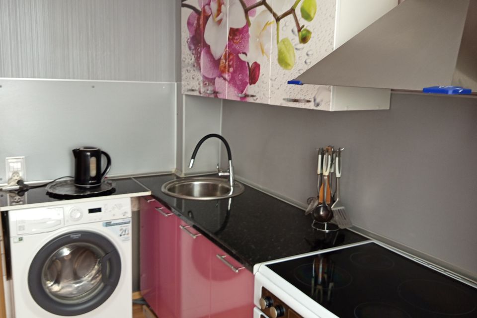 Продаётся 3-комнатная квартира, 64.5 м²