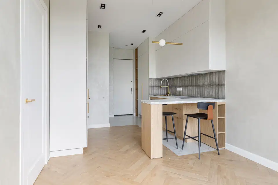 Продаётся 1-комнатная квартира, 41.9 м²