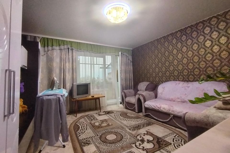 Продаётся 3-комнатная квартира, 64 м²