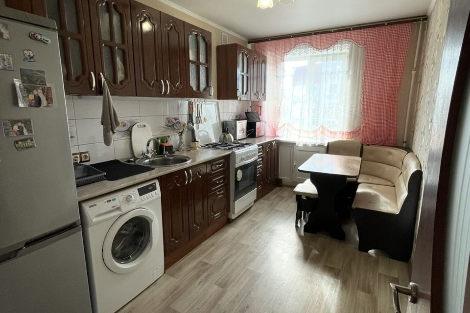 Продаётся 3-комнатная квартира, 63.2 м²