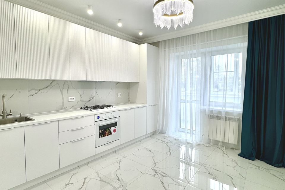 Продаётся 2-комнатная квартира, 65 м²