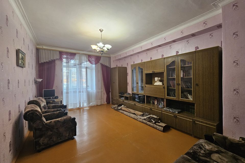 Продаётся 2-комнатная квартира, 62.4 м²