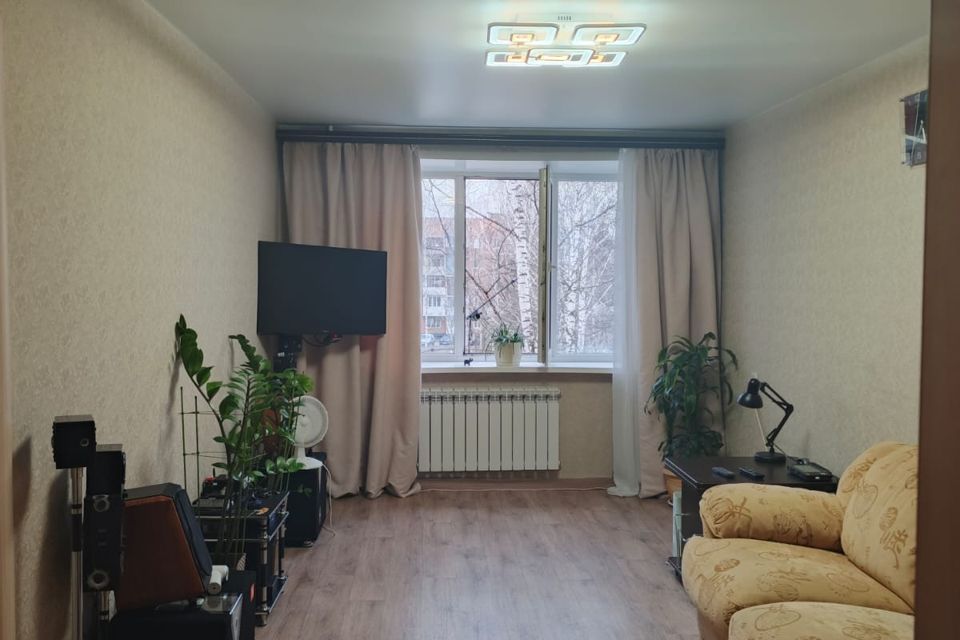 Продаётся 3-комнатная квартира, 58.2 м²