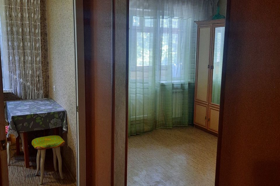 Продаётся 1-комнатная квартира, 32 м²