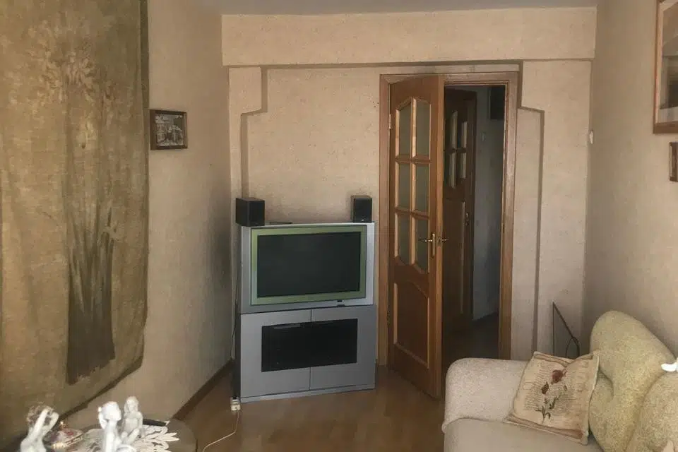Продаётся 3-комнатная квартира, 57.5 м²