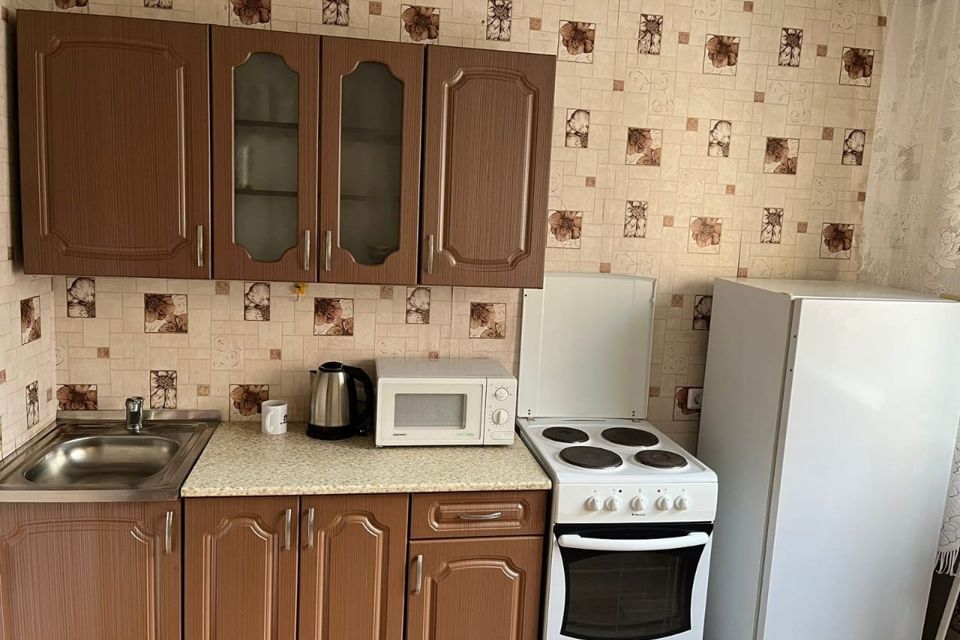 Сдаётся 1-комнатная квартира, 38 м²