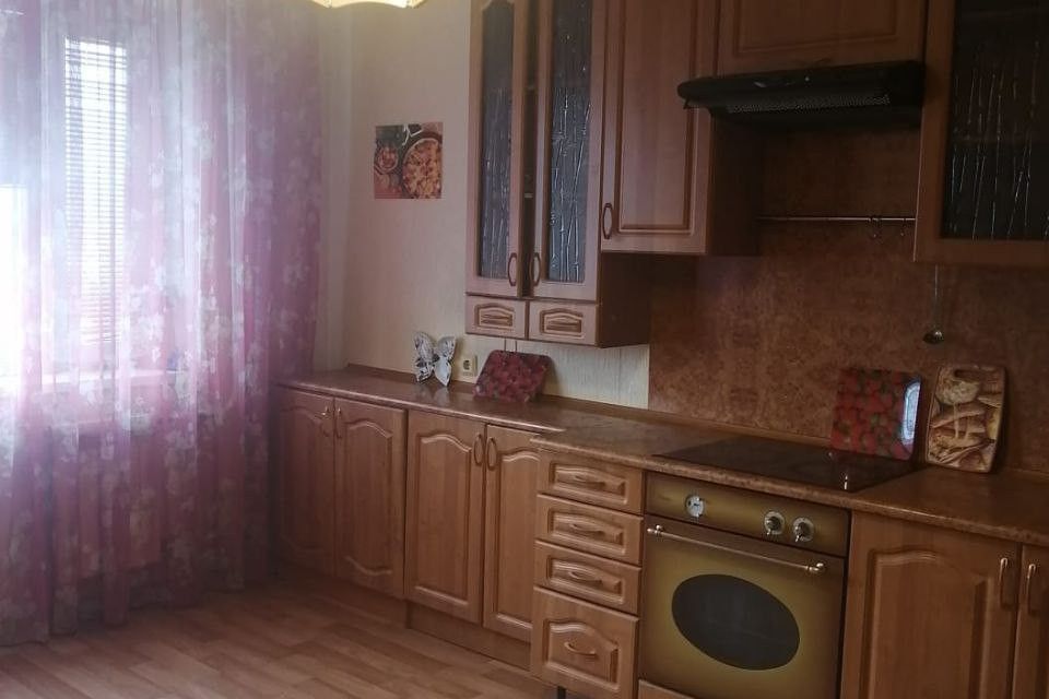 Продаётся 2-комнатная квартира, 68.6 м²
