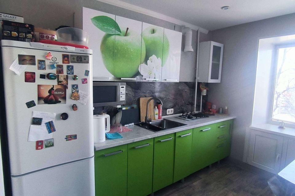 Продаётся 3-комнатная квартира, 58.2 м²