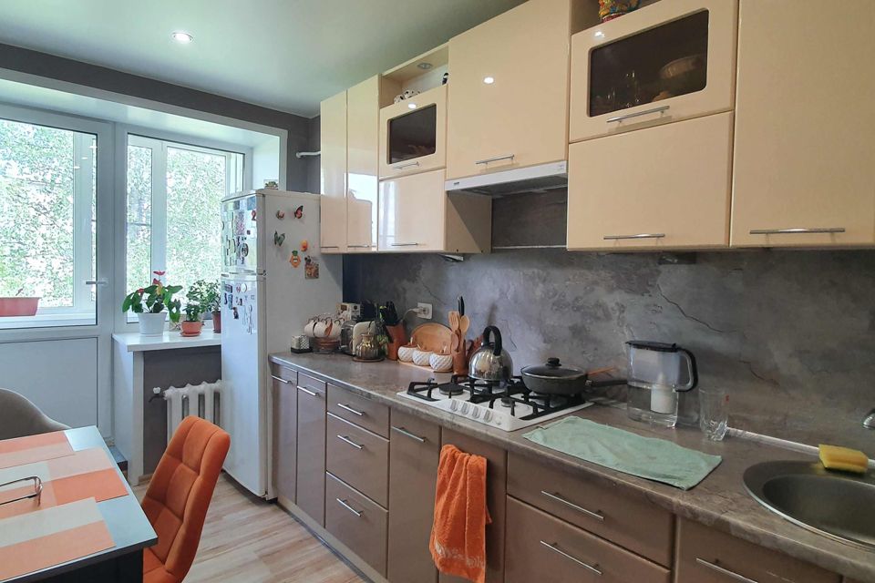 Продаётся 2-комнатная квартира, 42.7 м²