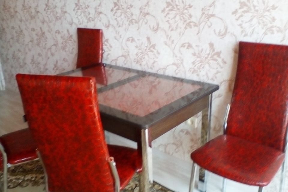 Сдаётся 1-комнатная квартира, 55 м²