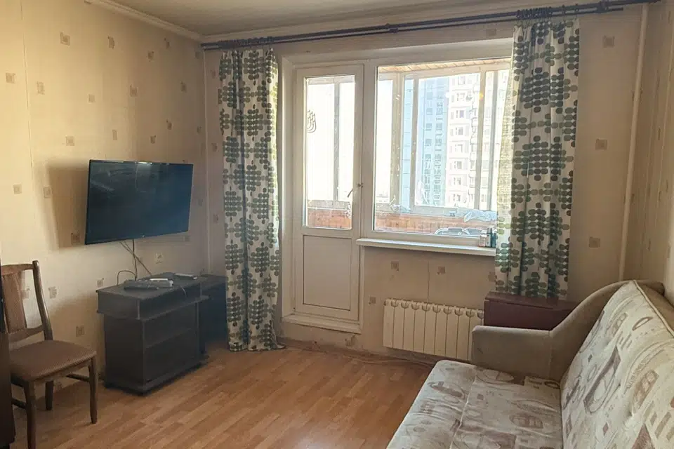 Продаётся 1-комнатная квартира, 37.7 м²