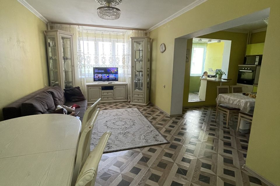 Продаётся 2-комнатная квартира, 64 м²