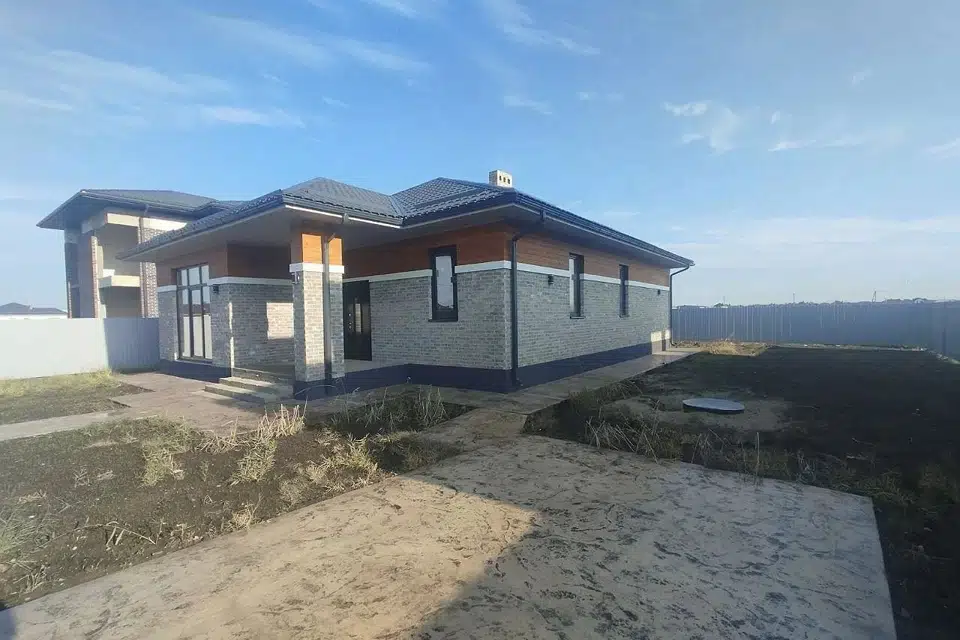 Продаётся 1-этажный дом, 110 м²