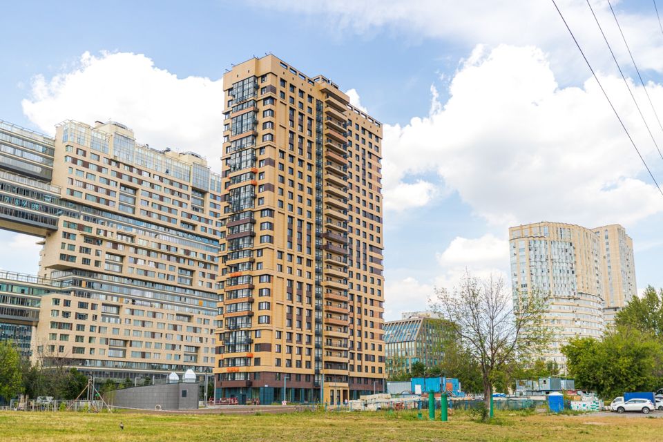 Продаётся 2-комнатная квартира, 57.3 м²