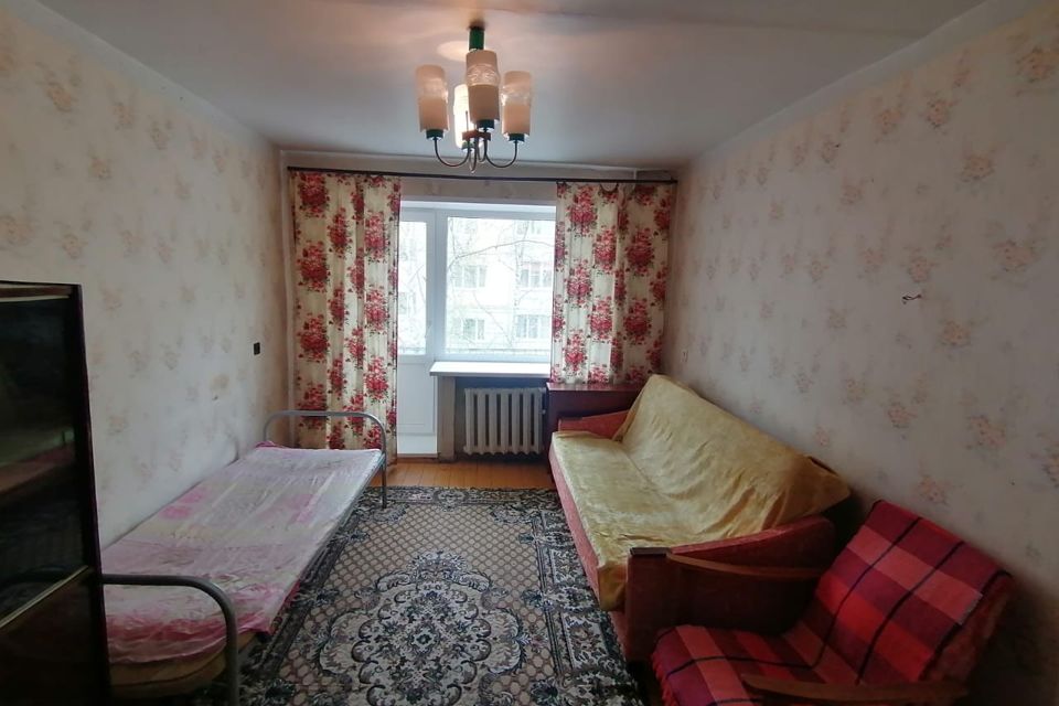 Продаётся 3-комнатная квартира, 50.9 м²