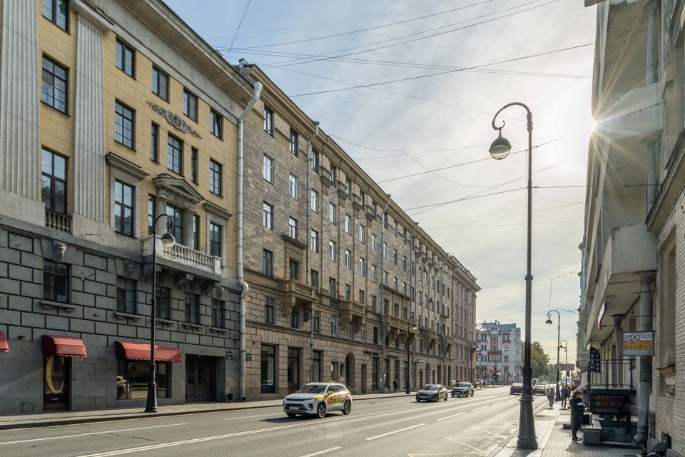Продаётся 1-комнатная квартира, 49.8 м²