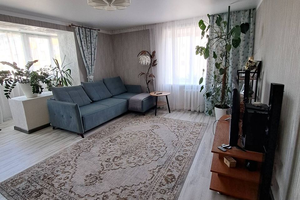 Продаётся 4-комнатная квартира, 89.2 м²