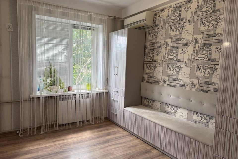 Продаётся 3-комнатная квартира, 57 м²