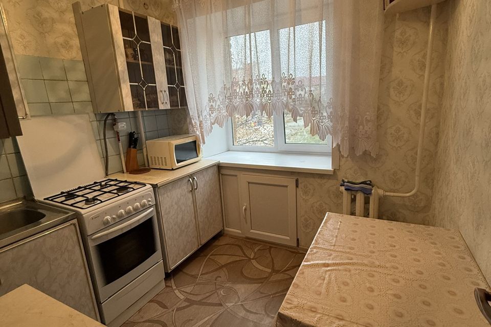Продаётся 3-комнатная квартира, 55.6 м²