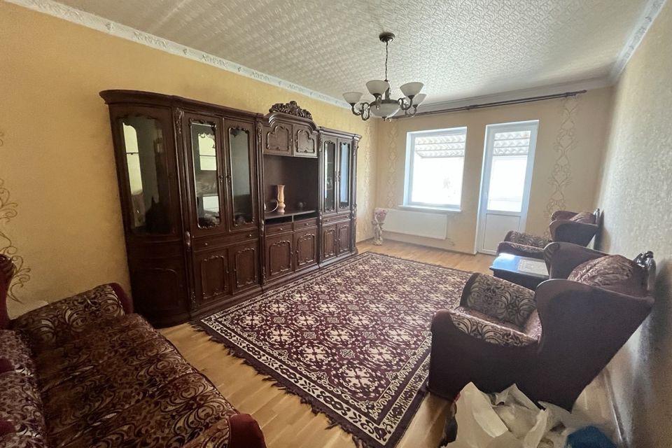 Продаётся 2-этажный дом, 200 м²