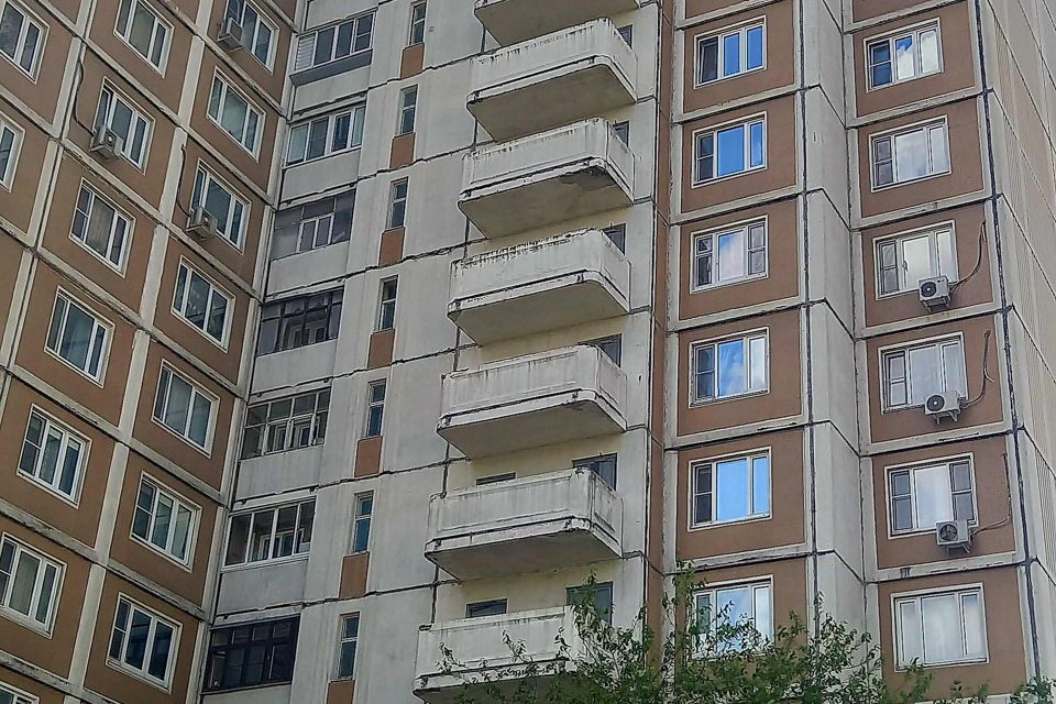 Продаётся 4-комнатная квартира, 98.8 м²
