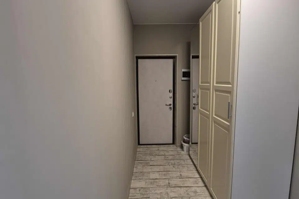 Продаётся 1-комнатная квартира, 42 м²